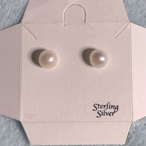 Pearl earrings